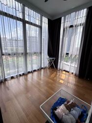 Van Holland (D10), Condominium #540035021